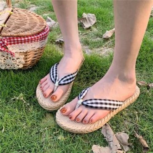 Flip Flops - One Size Smaller - Plaid - Black / 36