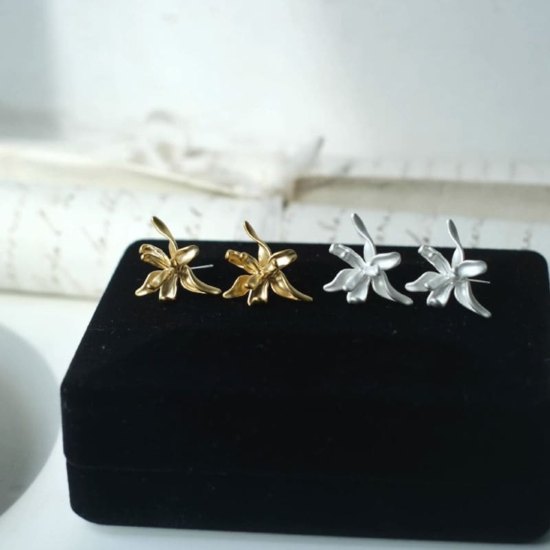 Floral Alloy Stud Earring - EH2121 - 1 Pair - Gold