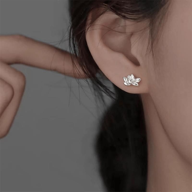 Floral Ear Stud