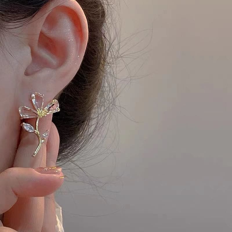 Floral Faux Crystal Alloy Stud Earring