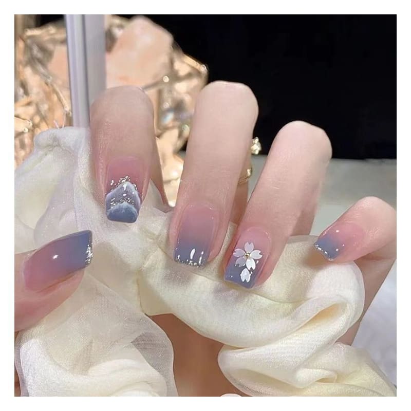 Floral Faux Nail Tips