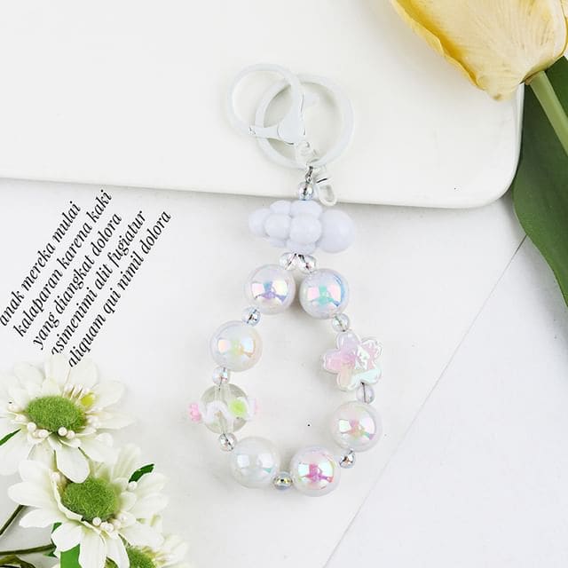 Floral Faux Pearl Keyring - Q1626-2 - White / One Size