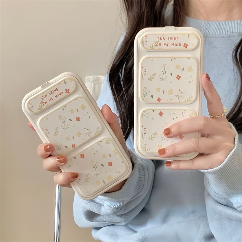 Floral Heart Foldable Stand Phone Case - iPhone 15 Pro Max