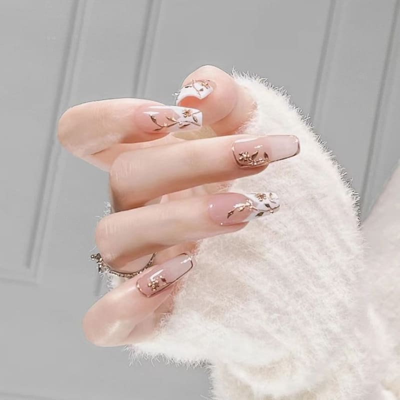 Floral Metallic Press On Nail