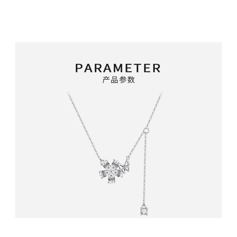 Floral Pendant Alloy Choker