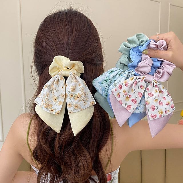 Floral Print Bow Scrunchie