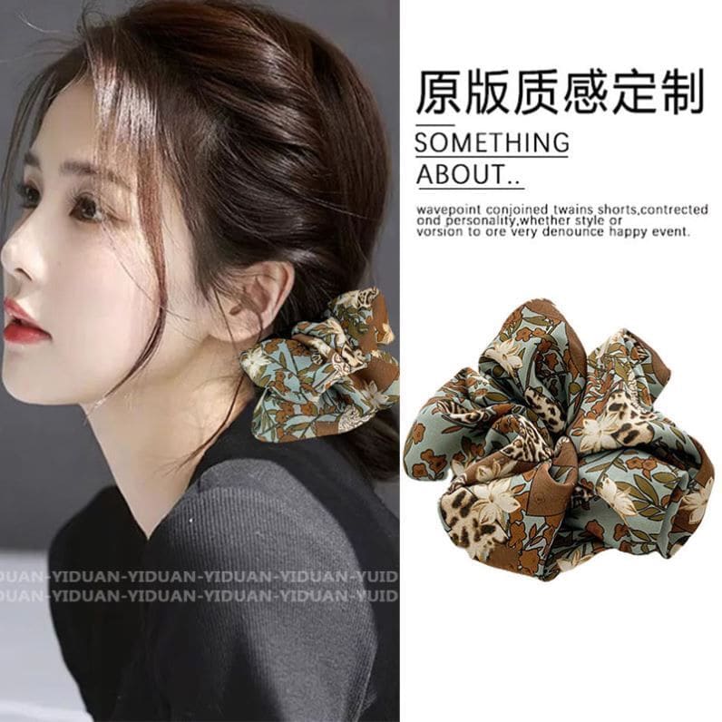 Floral Print Fabric Scrunchie