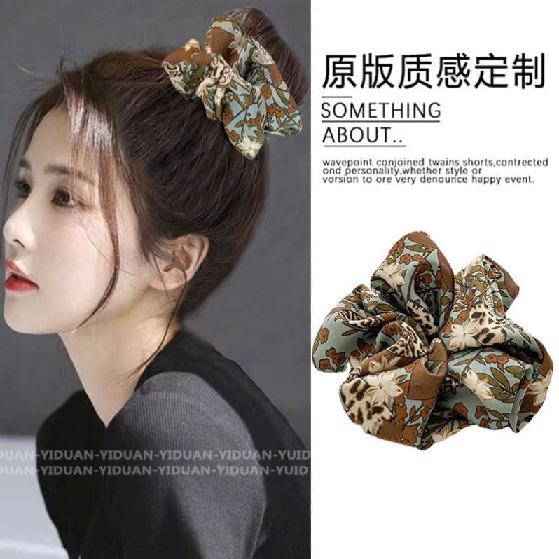 Floral Print Fabric Scrunchie