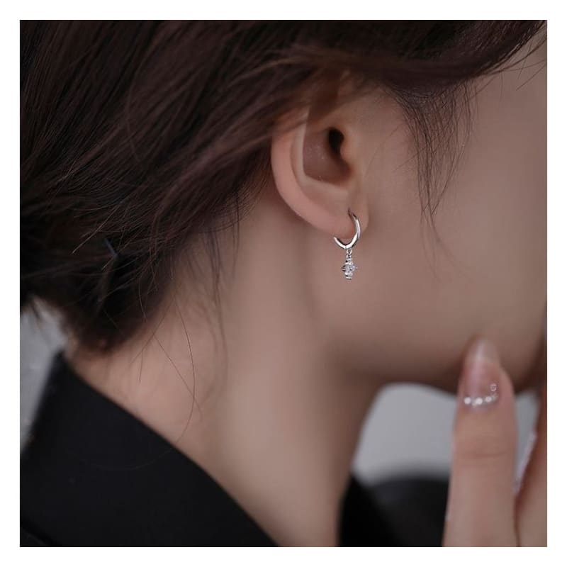 Floral Rhinestone Alloy Dangle Earring