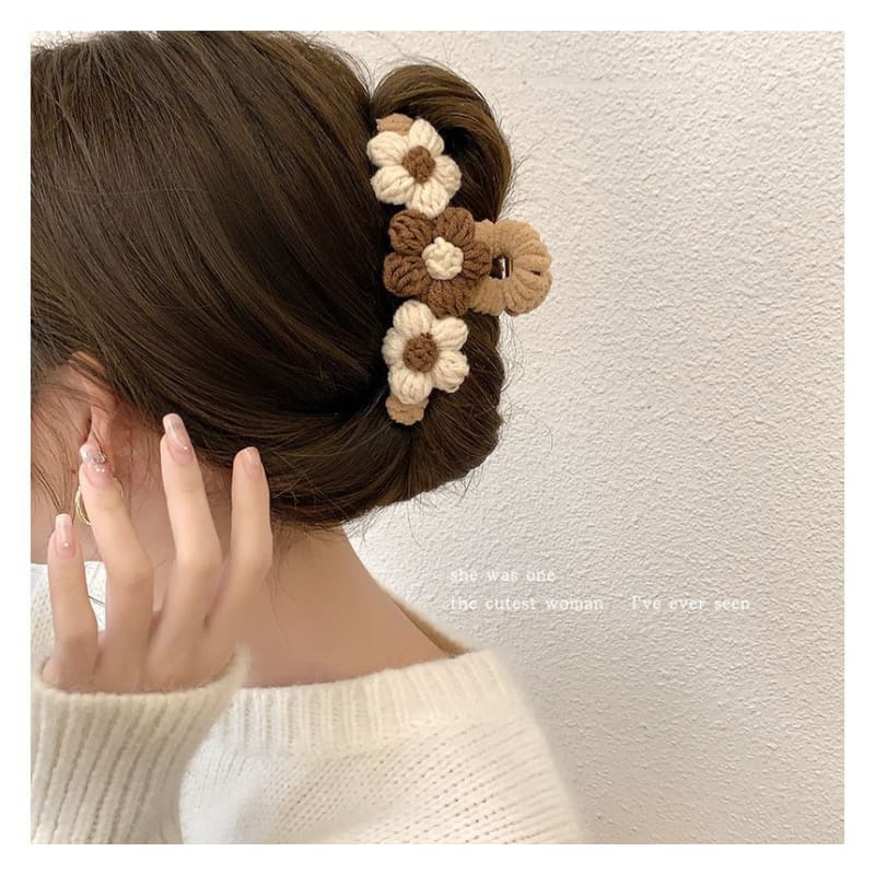 Floral Yarn Hair Clamp / Hair Clip / Headband