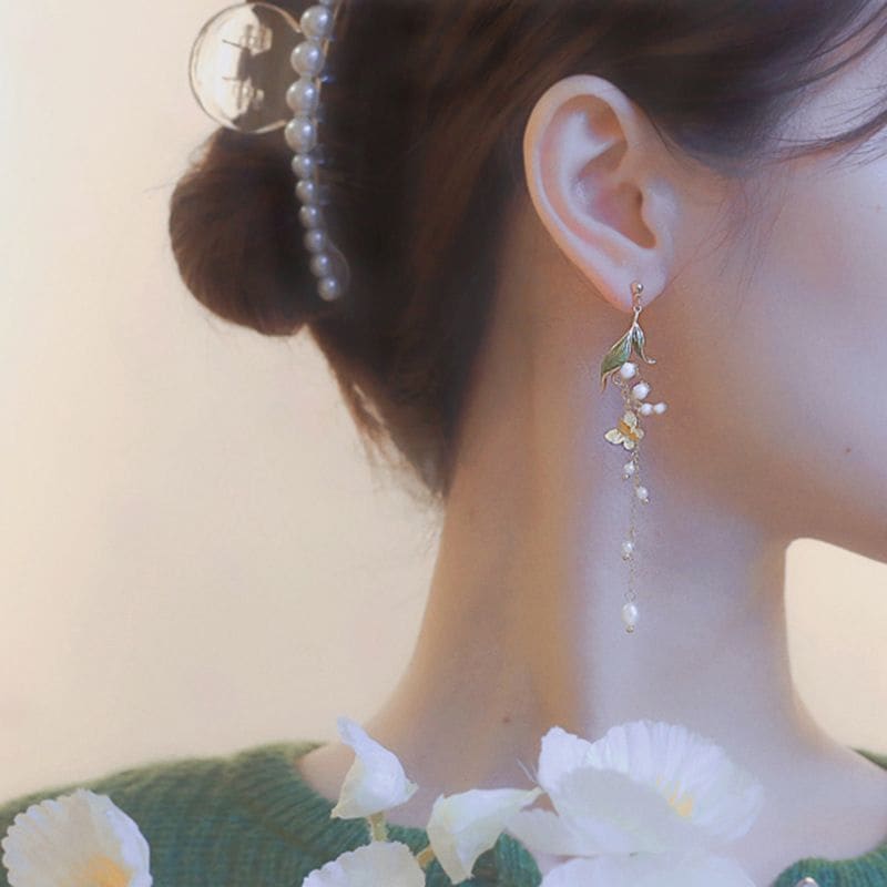 Flower Alloy Dangle Earring