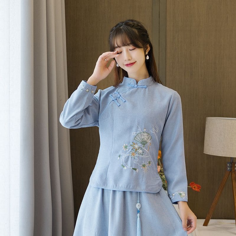 Flower Embroidered Hanfu Blouse