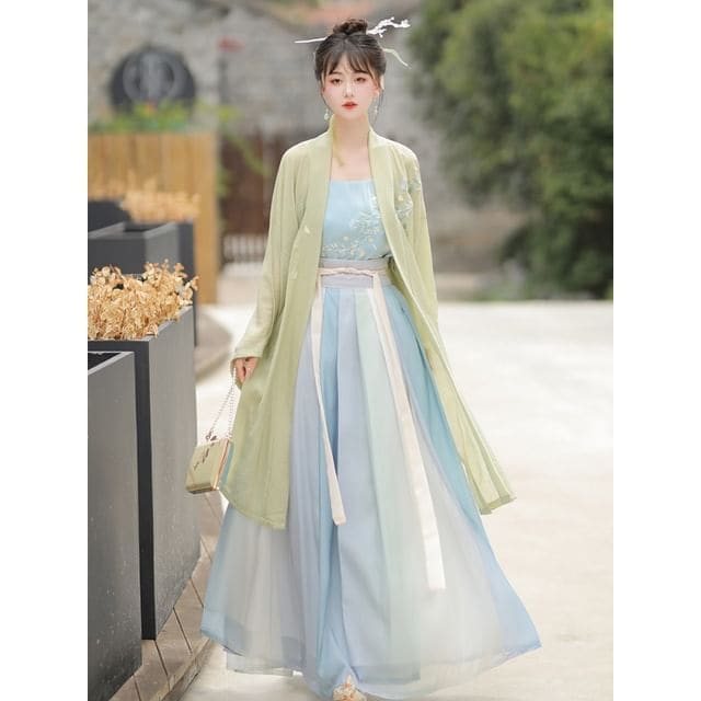 Flower Embroidered Hanfu Robe / Camisole Top / High Waist