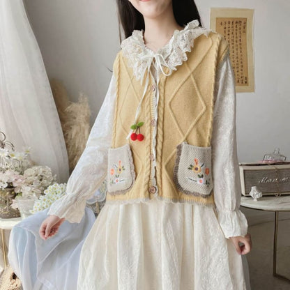 Flower Embroidered Single-Breasted Vest / Long-Sleeve Lace