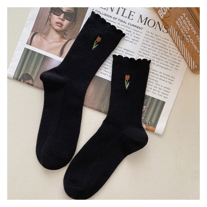 Flower Embroidered Socks / Set