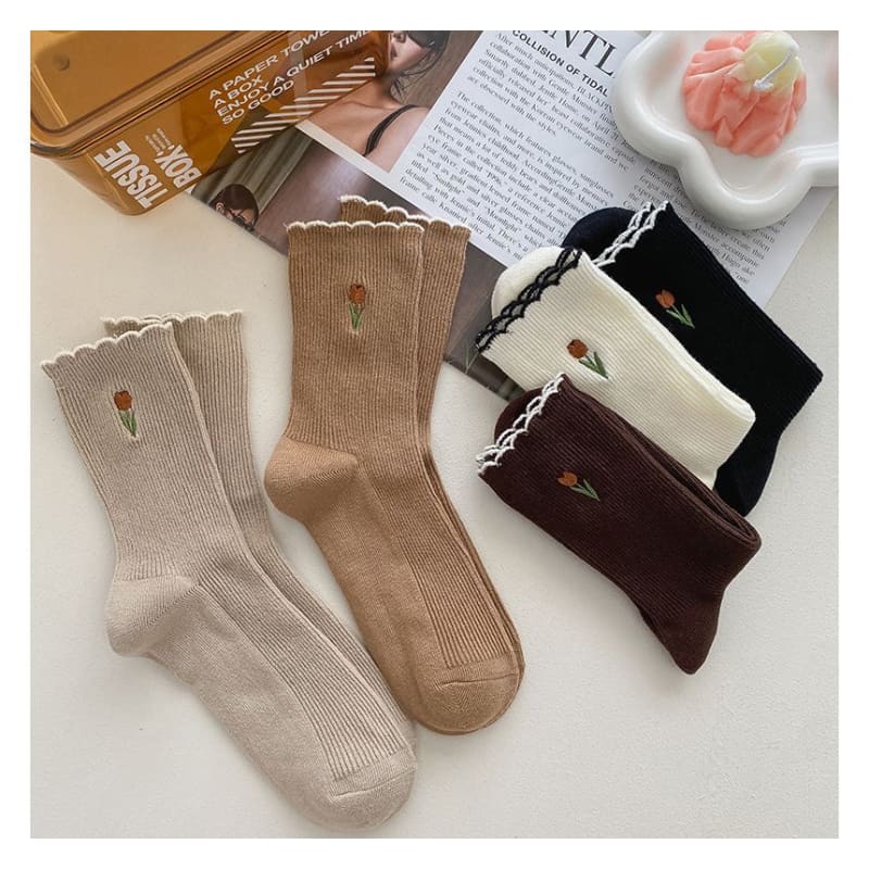 Flower Embroidered Socks / Set