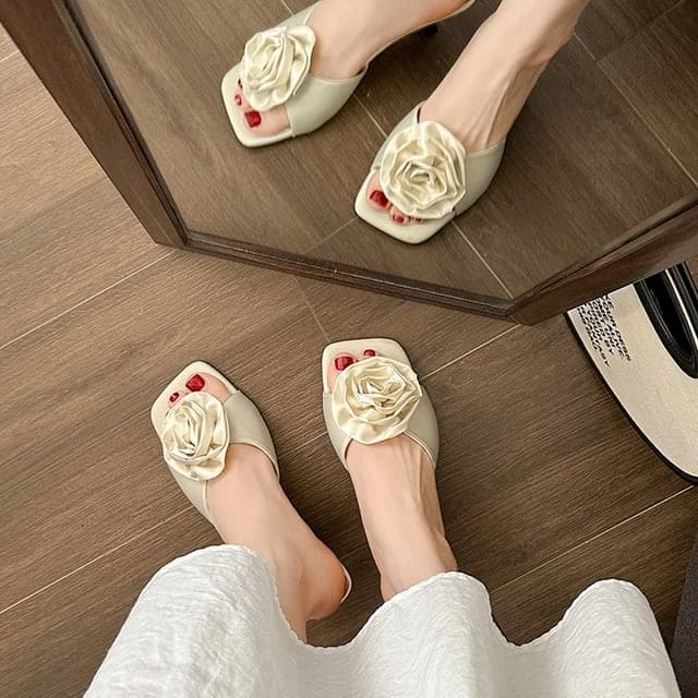 Flower Kitten Heel Slide Sandals - Off-White / 35