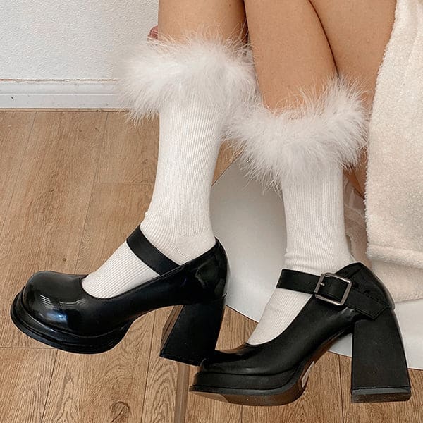 Fluffy High Knee Socks - White / Short - Socks