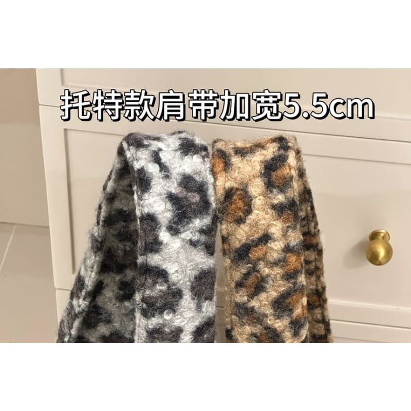 Fluffy Leopard Tote Bag