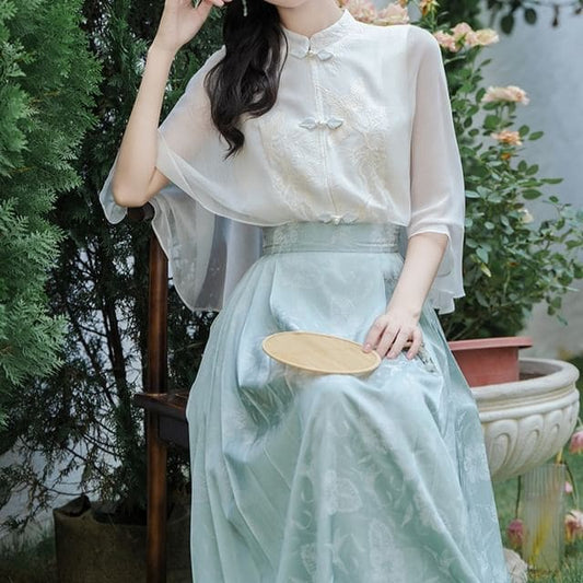 Flutter Sleeve Mandarin Collar Plain Blouse / High Rise