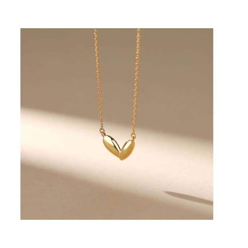 Glossy Heart Necklace