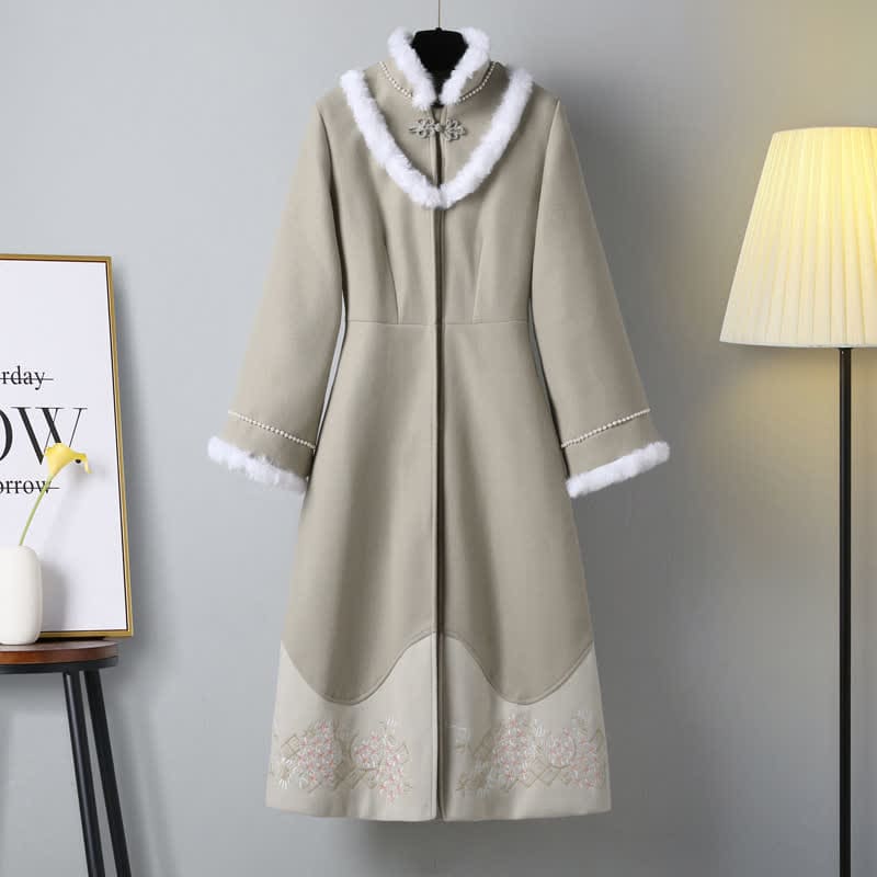 Graceful Embroidery Buckle Plush Loose Coat - Green / M