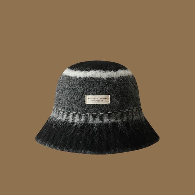 Gradient Knit Cloche Hat - Black / One Size