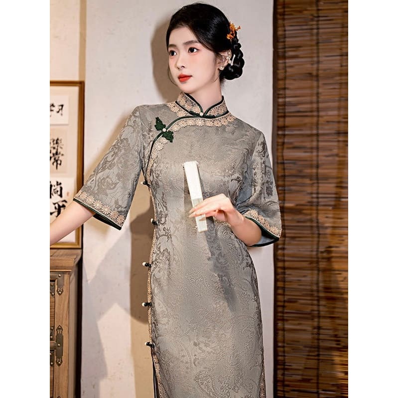 Grey Knotted Mid Sleeve Cheongsam - Female Hanfu