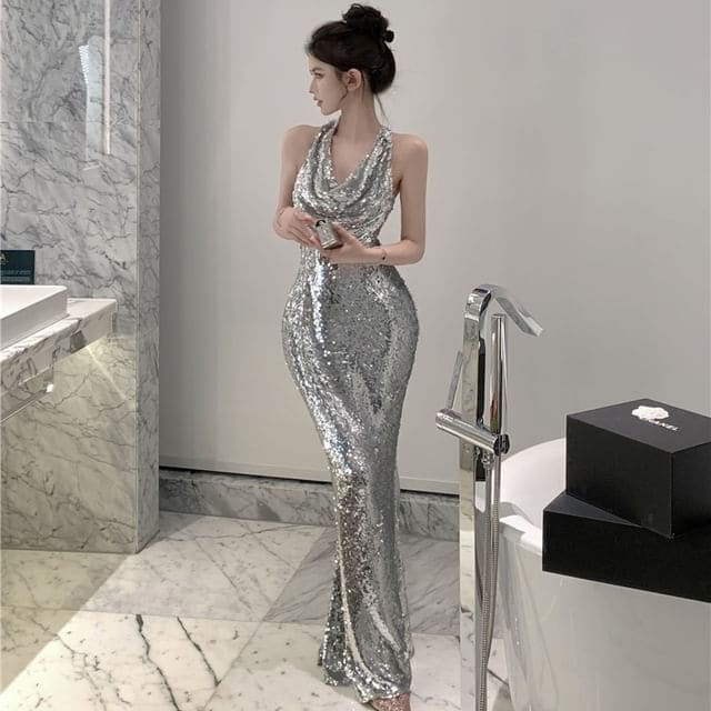 Halter Neck Plain Sequin Mermaid Evening Gown