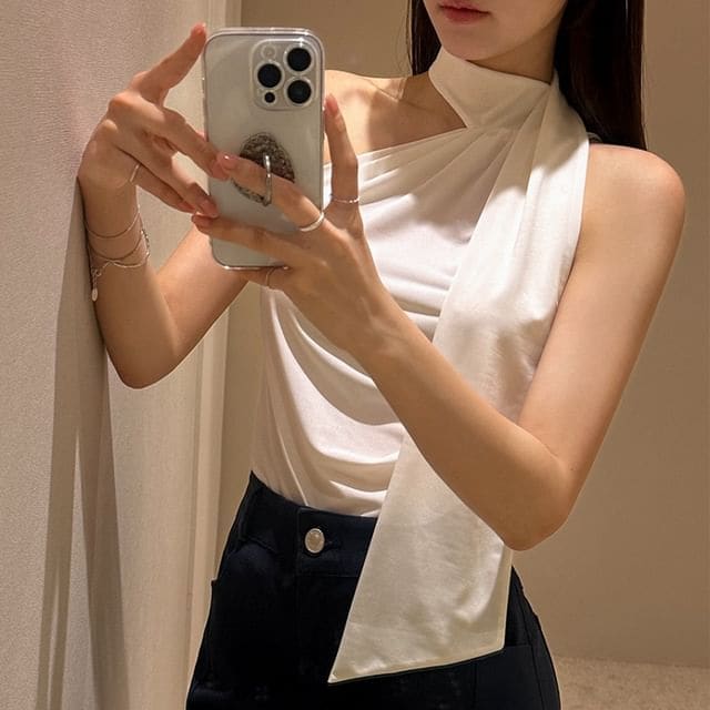 Halter Turtleneck Plain Asymmetrical Slim Fit Top - White