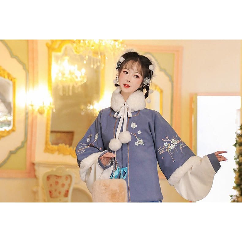 Hanfu Set Of 3: Embroidered Square