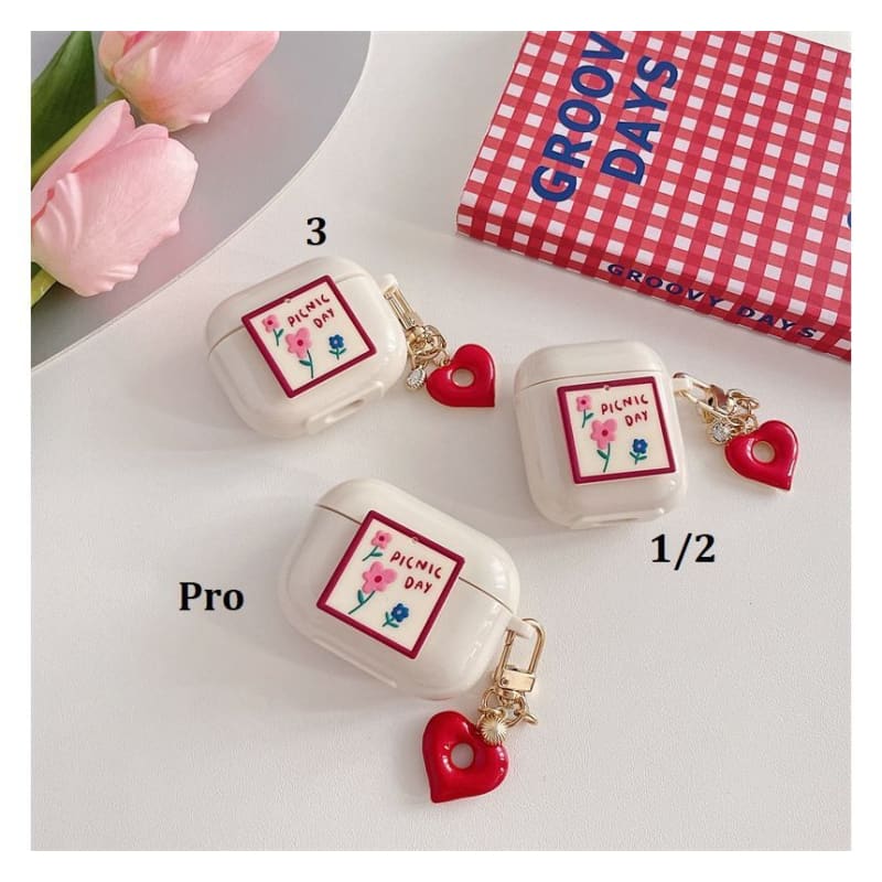 Heart Accent Flower Print AirPods / Pro Earphone Case Skin