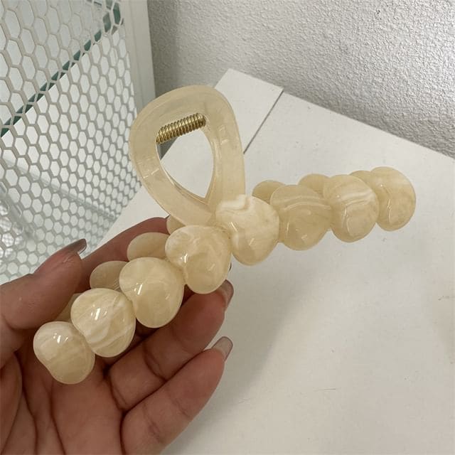 Heart Acetate Hair Clamp - Beige / One Size