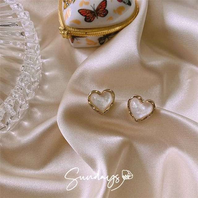 Heart Alloy Stud Earring - 1 Pair - White / One Size