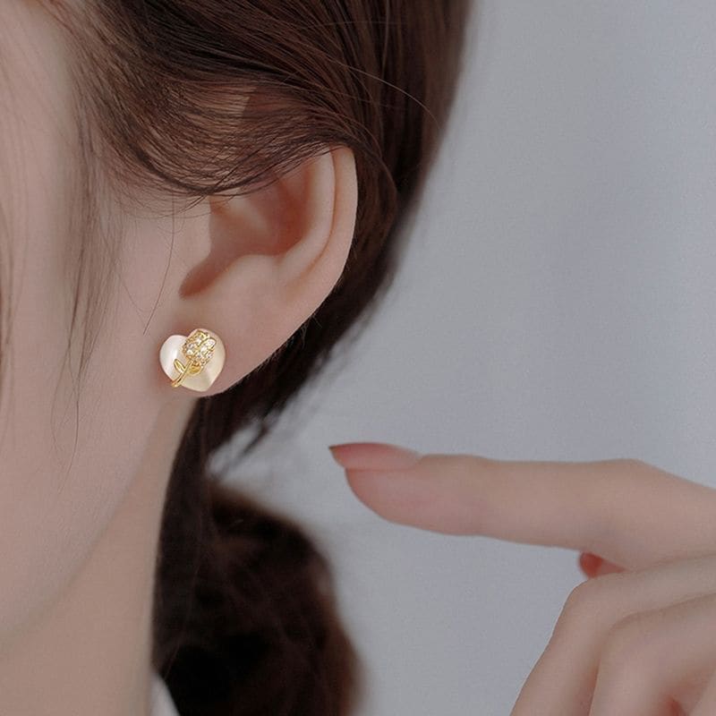 Heart Ear Stud