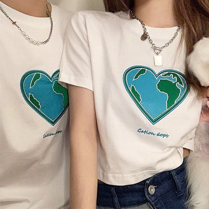 Heart Earth Embroidered Tee - S / White / Crop Top