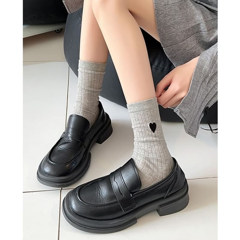 Heart Embroidered Socks Set