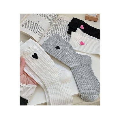 Heart Embroidered Socks Set