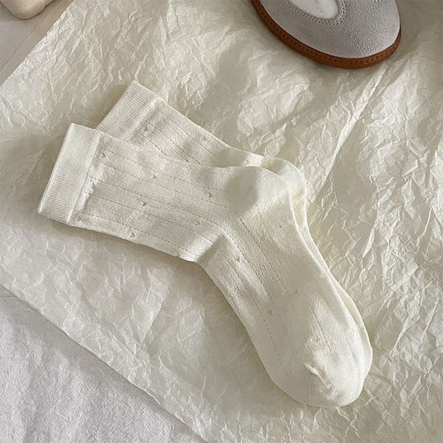 Heart Patterned Pointelle Socks - White / One Size