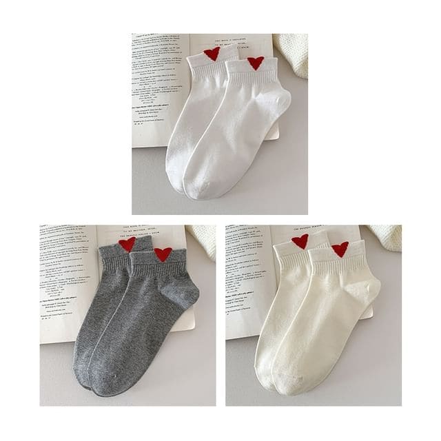 Heart Patterned Short Socks Set - Set Of 3 Pairs - White &