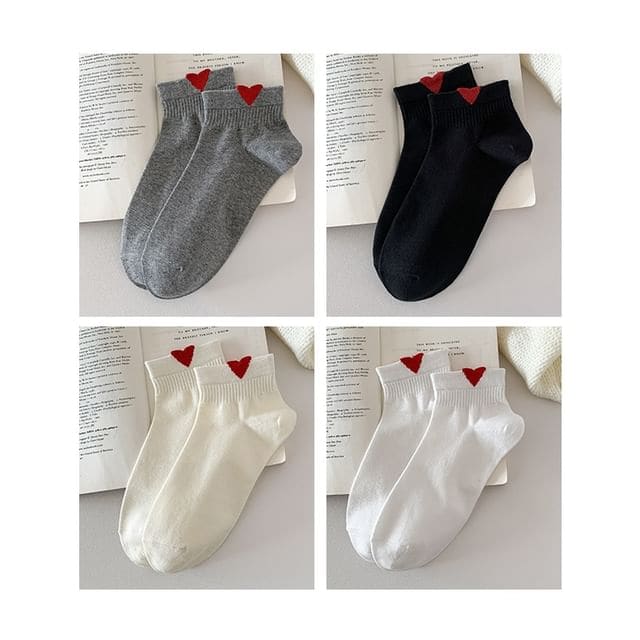 Heart Patterned Short Socks Set - Set Of 4 Pairs - Socks