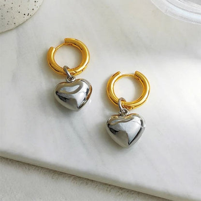 Heart Pendant Hoop Earrings - Standart / Gold/silver