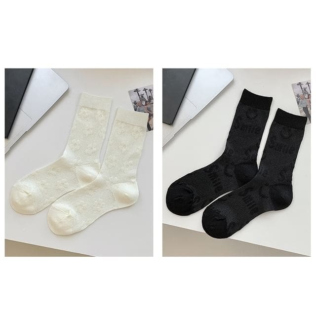 Heart Print Socks / Set - Set Of 2 Pairs - Flower - White &