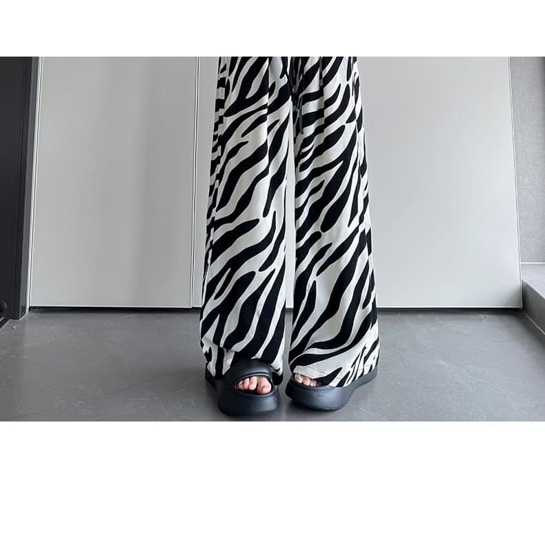 High Rise Animal Print Drawstring Wide Leg Sweatpants