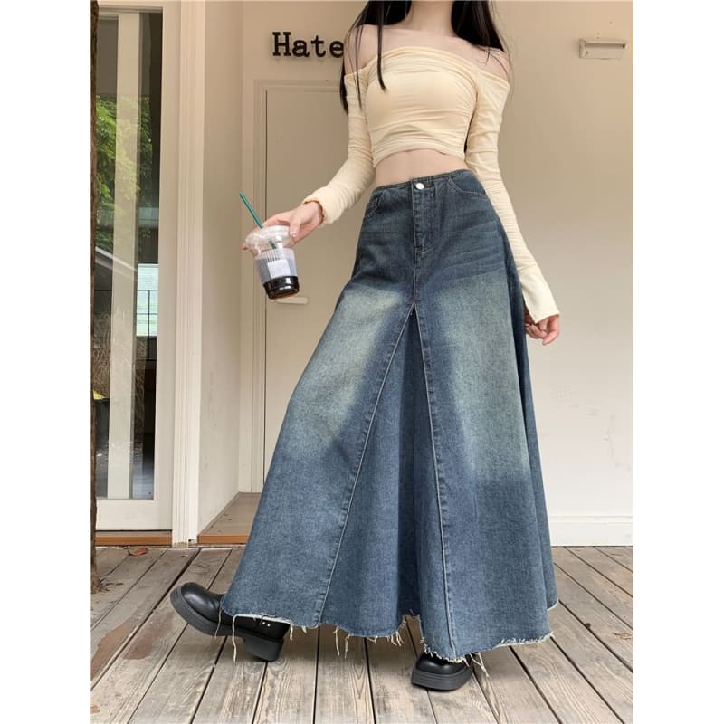 High Rise Frayed Denim Maxi