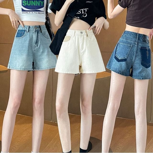 High Waist Embroidered Applique Denim Hot Pants - Pants