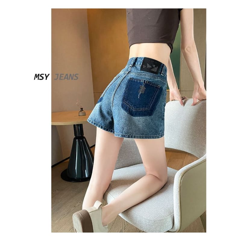 High Waist Embroidered Applique Denim Hot Pants - Pants