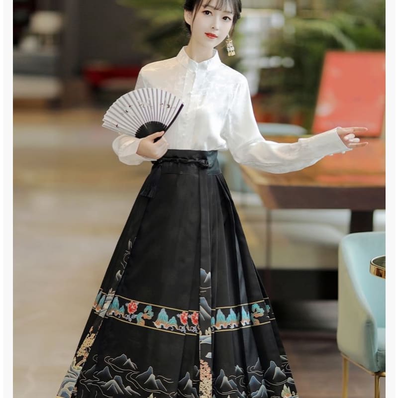 High Waist Mountain Print Maxi Ma Mian Skirt / Floral Shirt