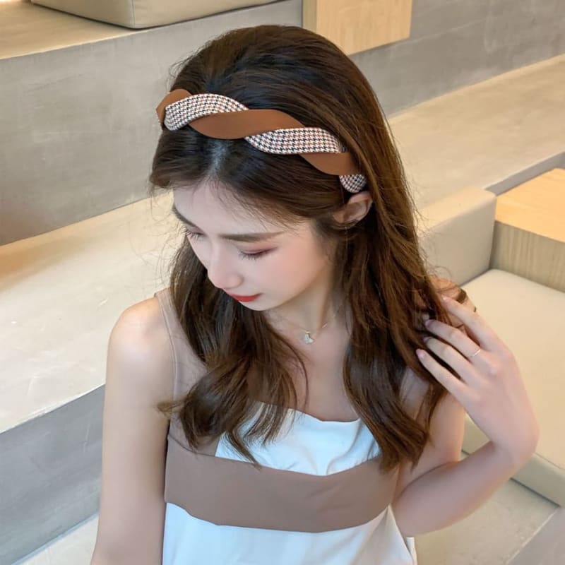 Houndstooth Helical Fabric Headband