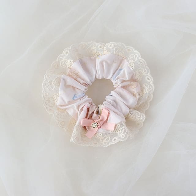 Japanese Lace Scrunchie - Off White / One Size